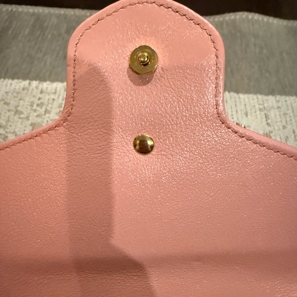 Gucci Marmont Bag - Picture 6 of 13